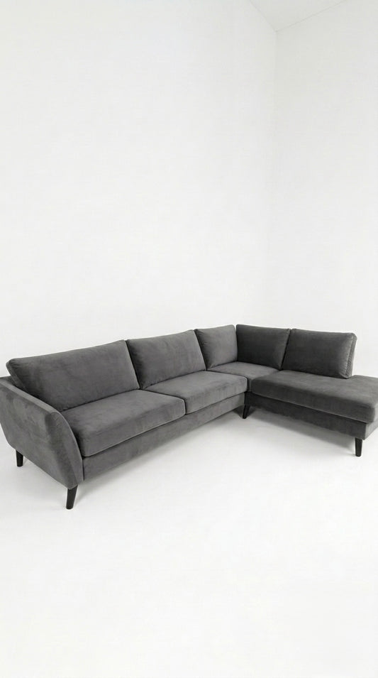 Leander Pehrson | 4.5-sits med schäslong |