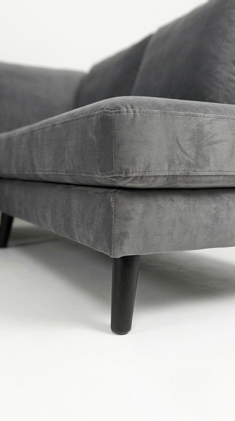 Leander Pehrson | 4.5-sits med schäslong |
