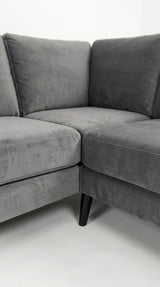 Leander Pehrson | 4.5-sits med schäslong |